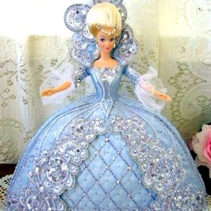 Bob Mackie Madame Du Barbie Doll BRAND NEW NEVER OPENED. STOCK